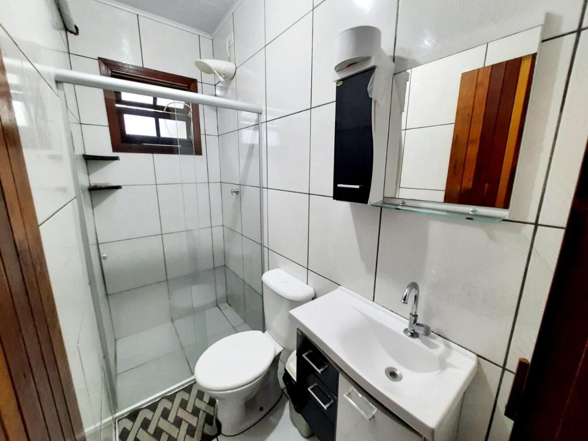 827 Chale Pe Na Areia, Completo Na Praia Do Estaleiro Em Ubatuba - 1 Dormitorio, 1 Banheiro, 1 Vaga De Garagem 外观 照片