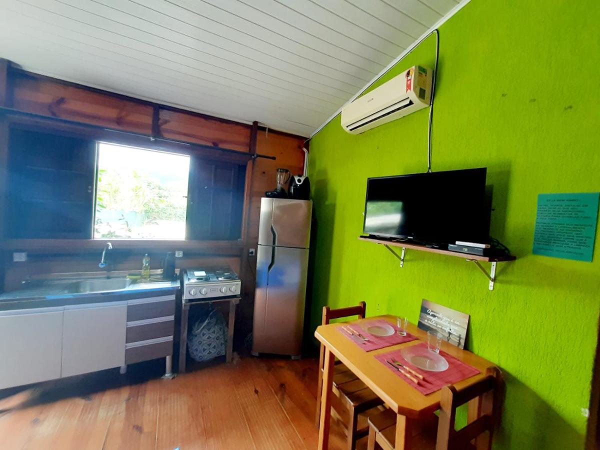 827 Chale Pe Na Areia, Completo Na Praia Do Estaleiro Em Ubatuba - 1 Dormitorio, 1 Banheiro, 1 Vaga De Garagem 外观 照片